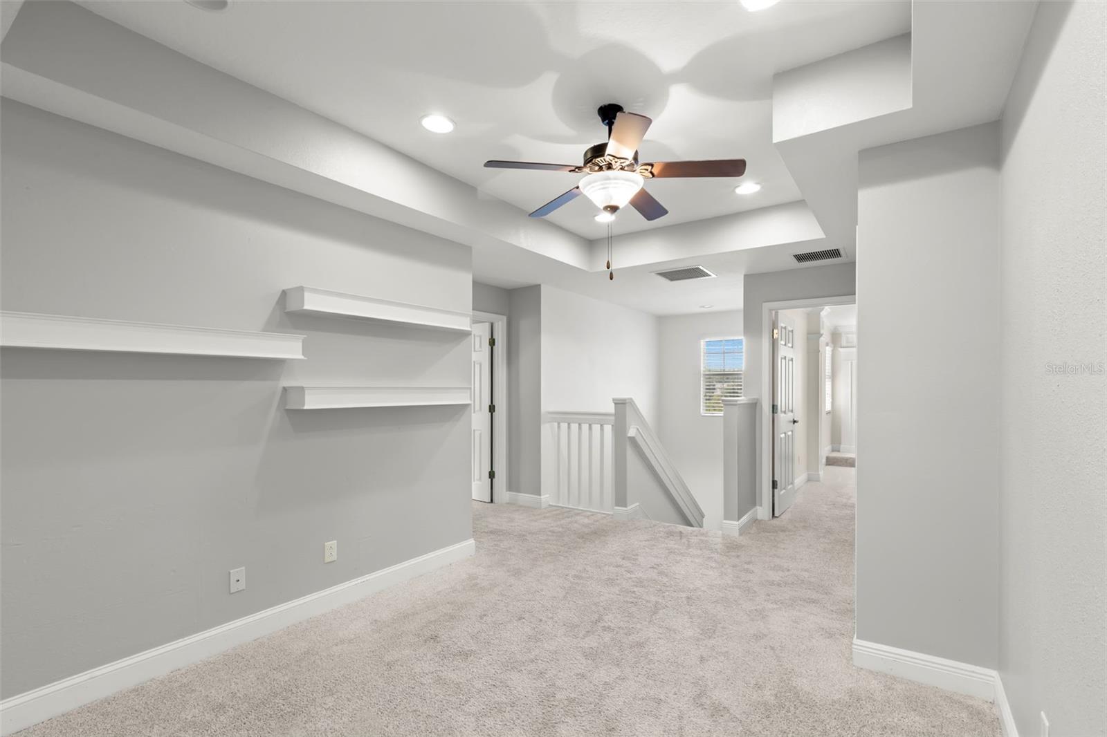 19315 FALCON CREST BLVD