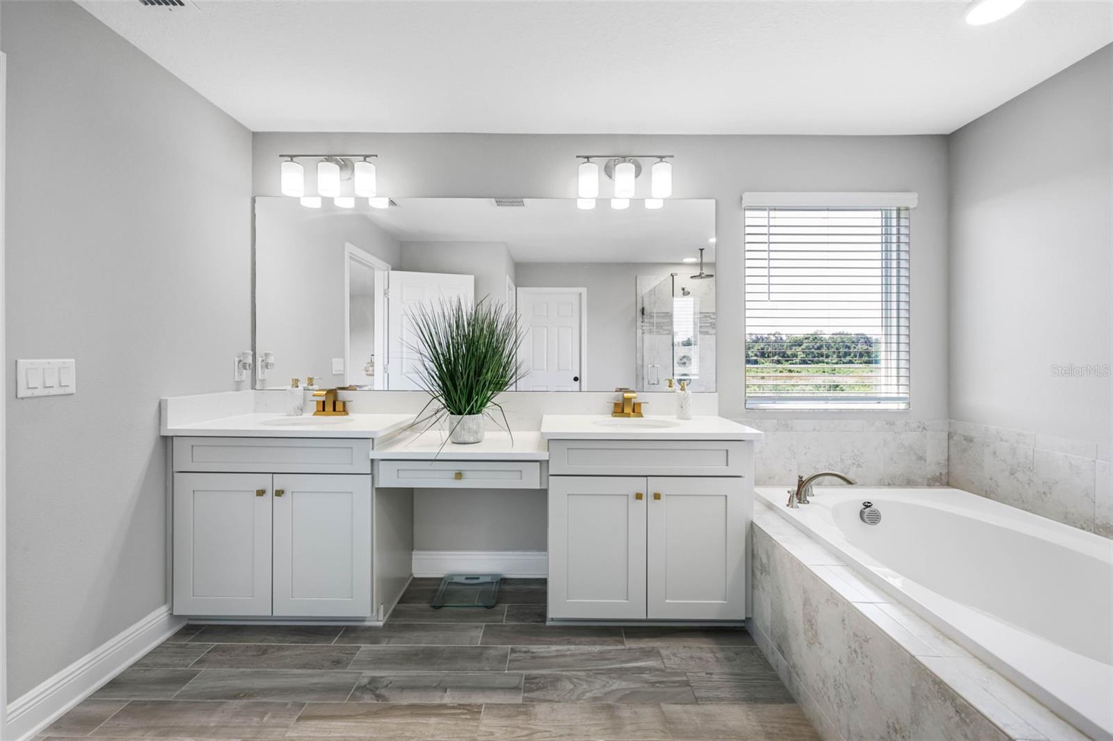 38144 COBBLE CREEK BLVD