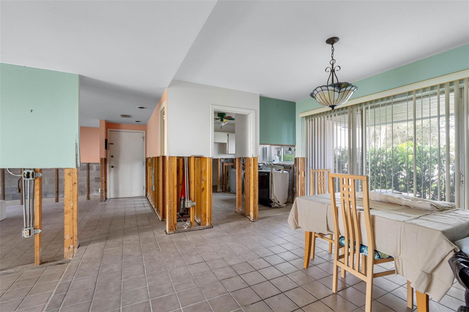 311 ISLAND WAY #104