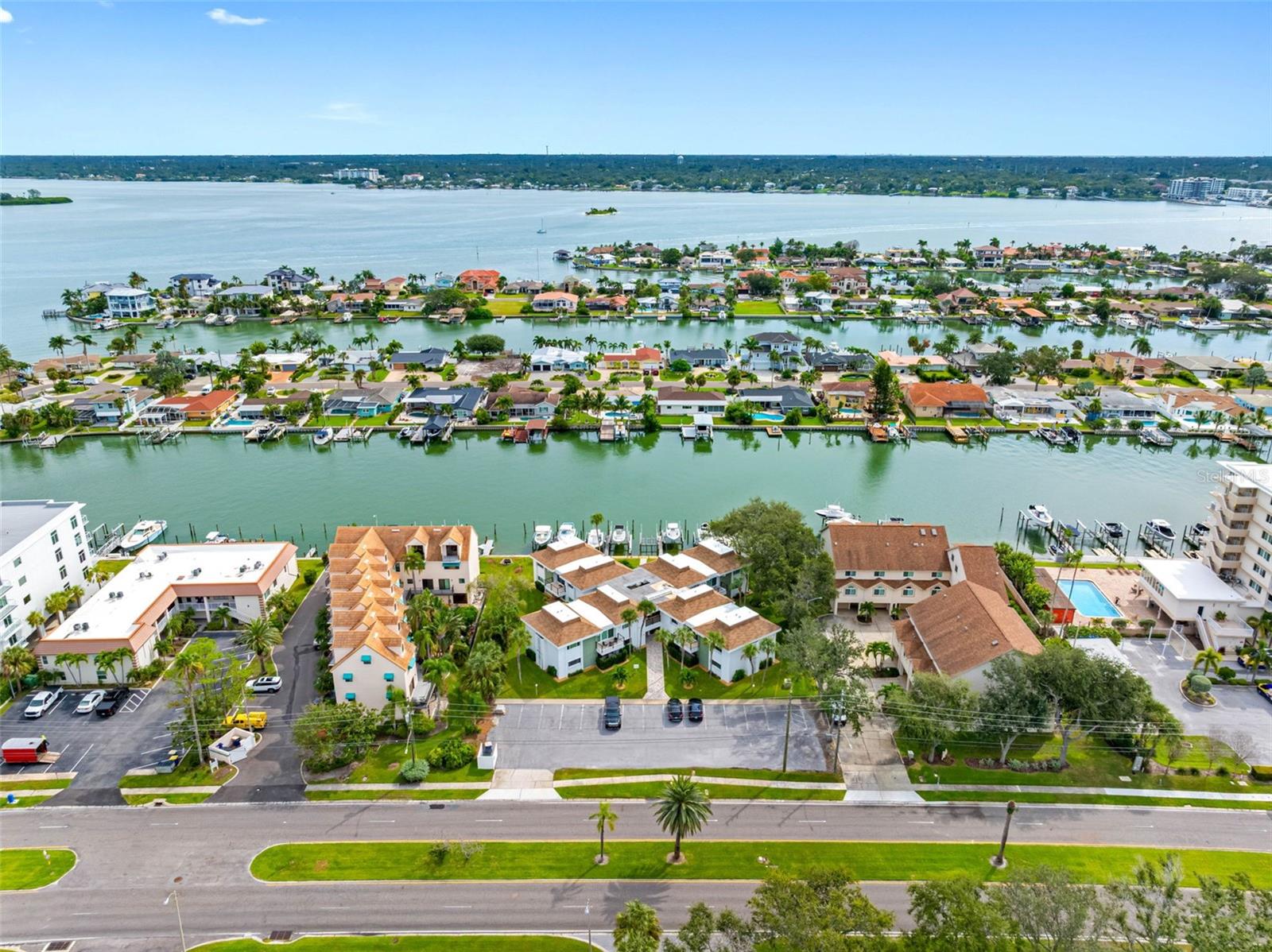 311 ISLAND WAY #104