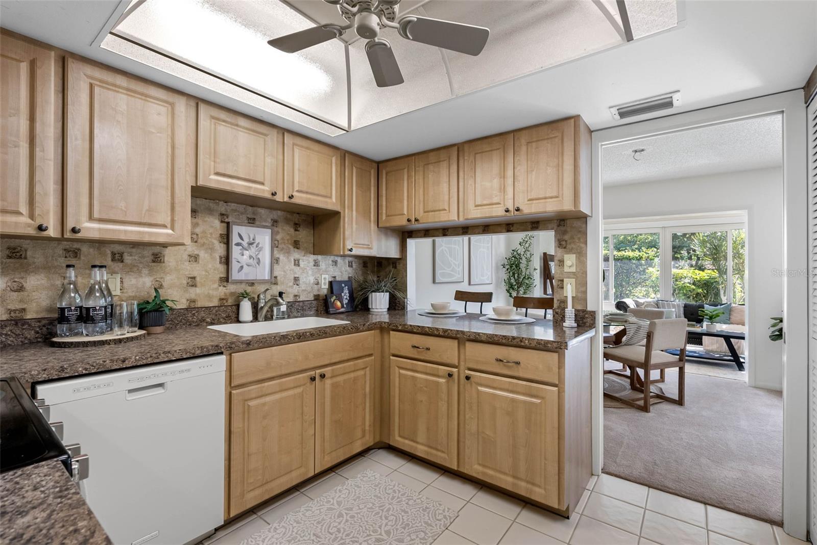 5244 MARSH FIELD RD #6