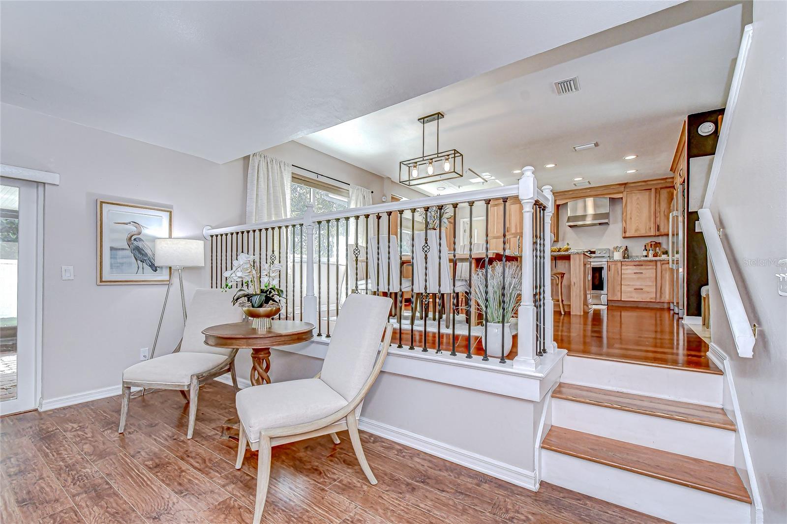 309 BLOOMINGFIELD DR