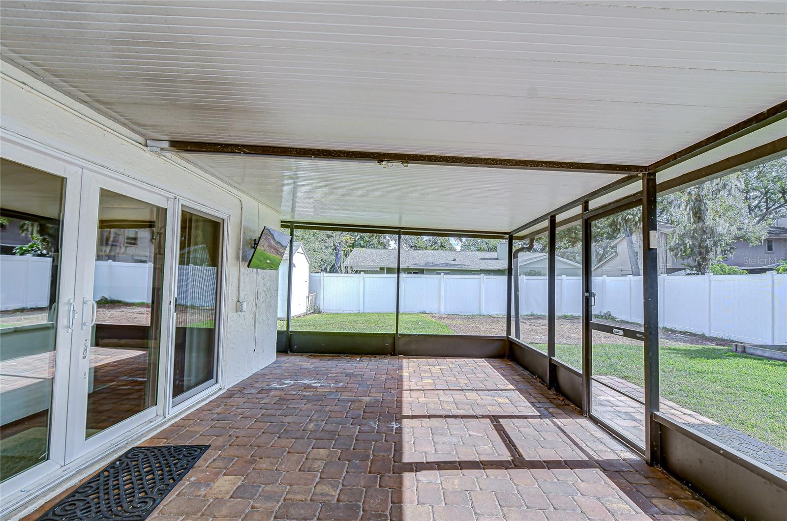 309 BLOOMINGFIELD DR