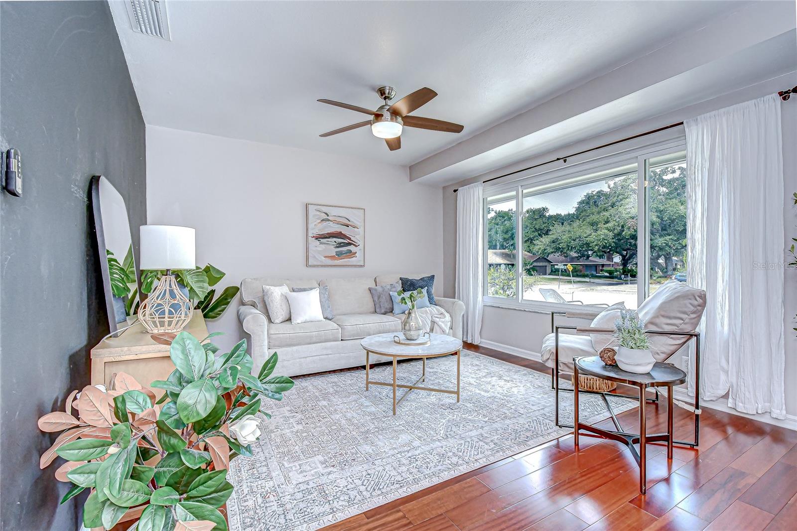 309 BLOOMINGFIELD DR