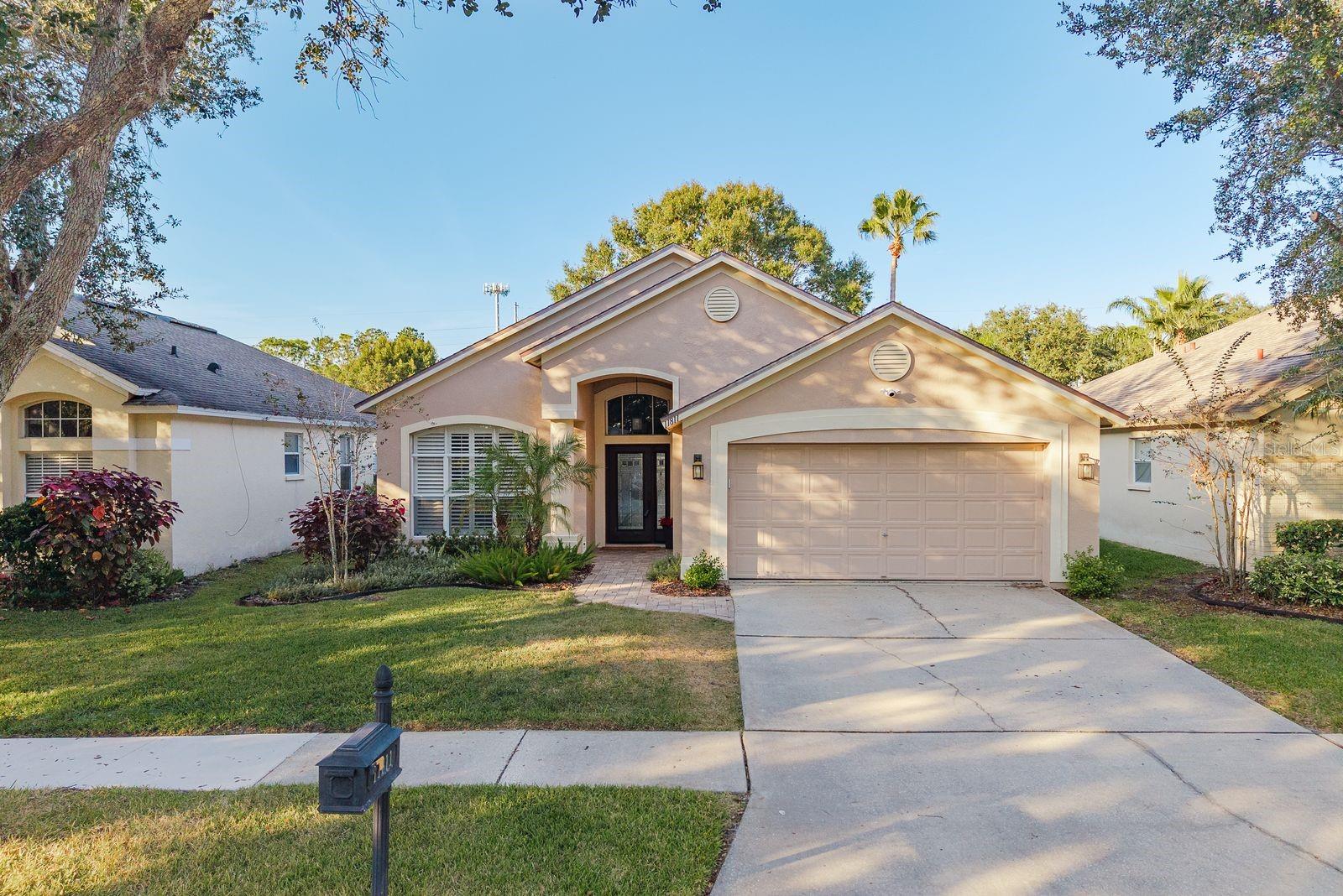 11811 EASTHAMPTON DR