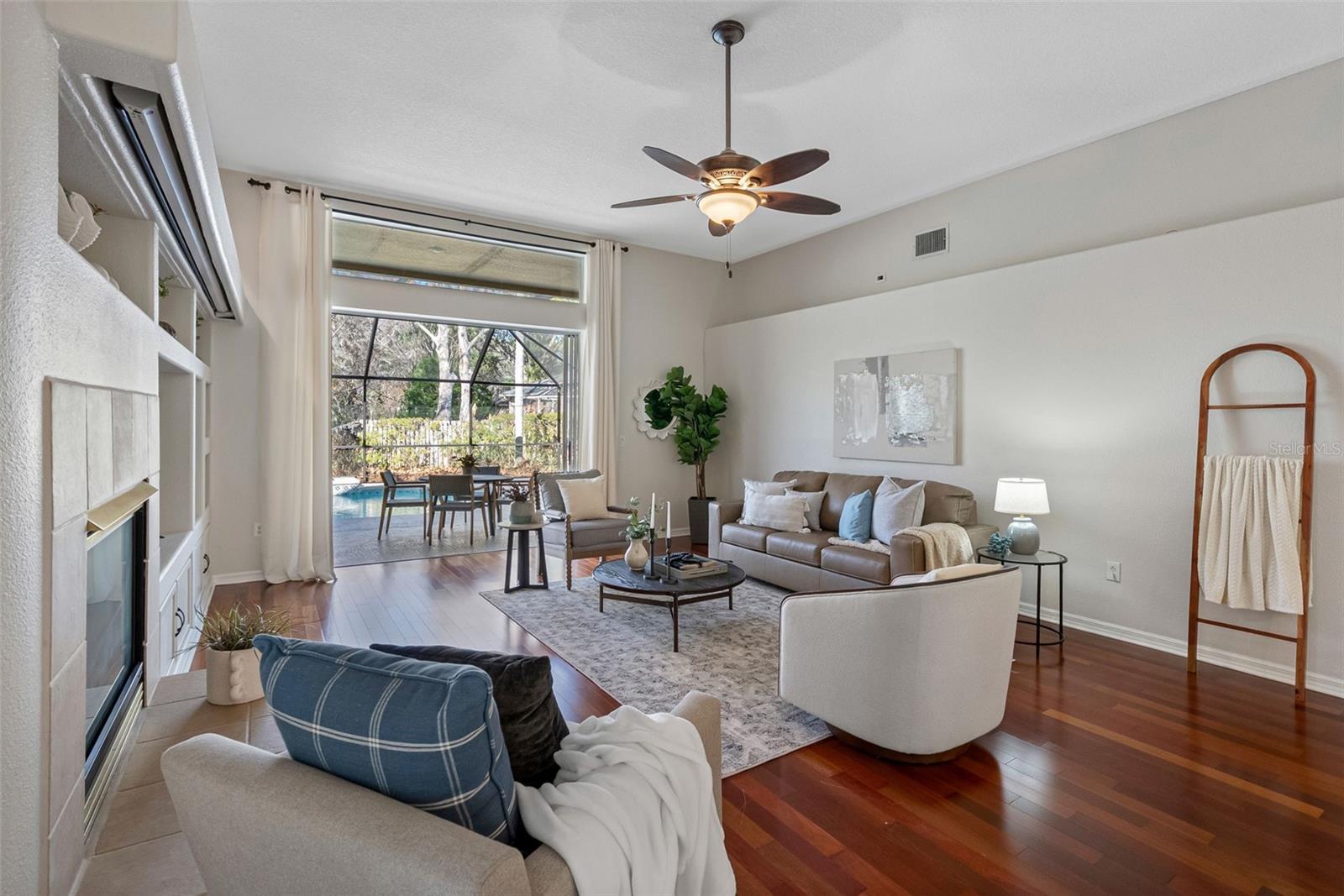 19321 WIND DANCER ST