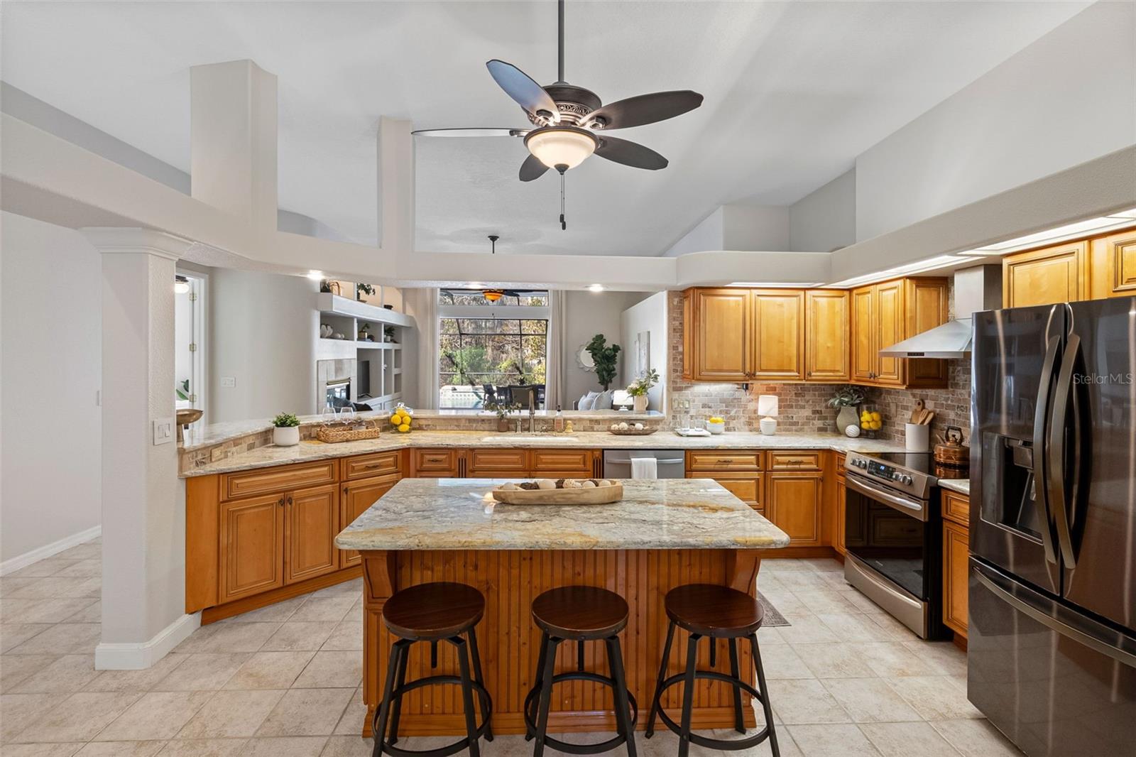 19321 WIND DANCER ST