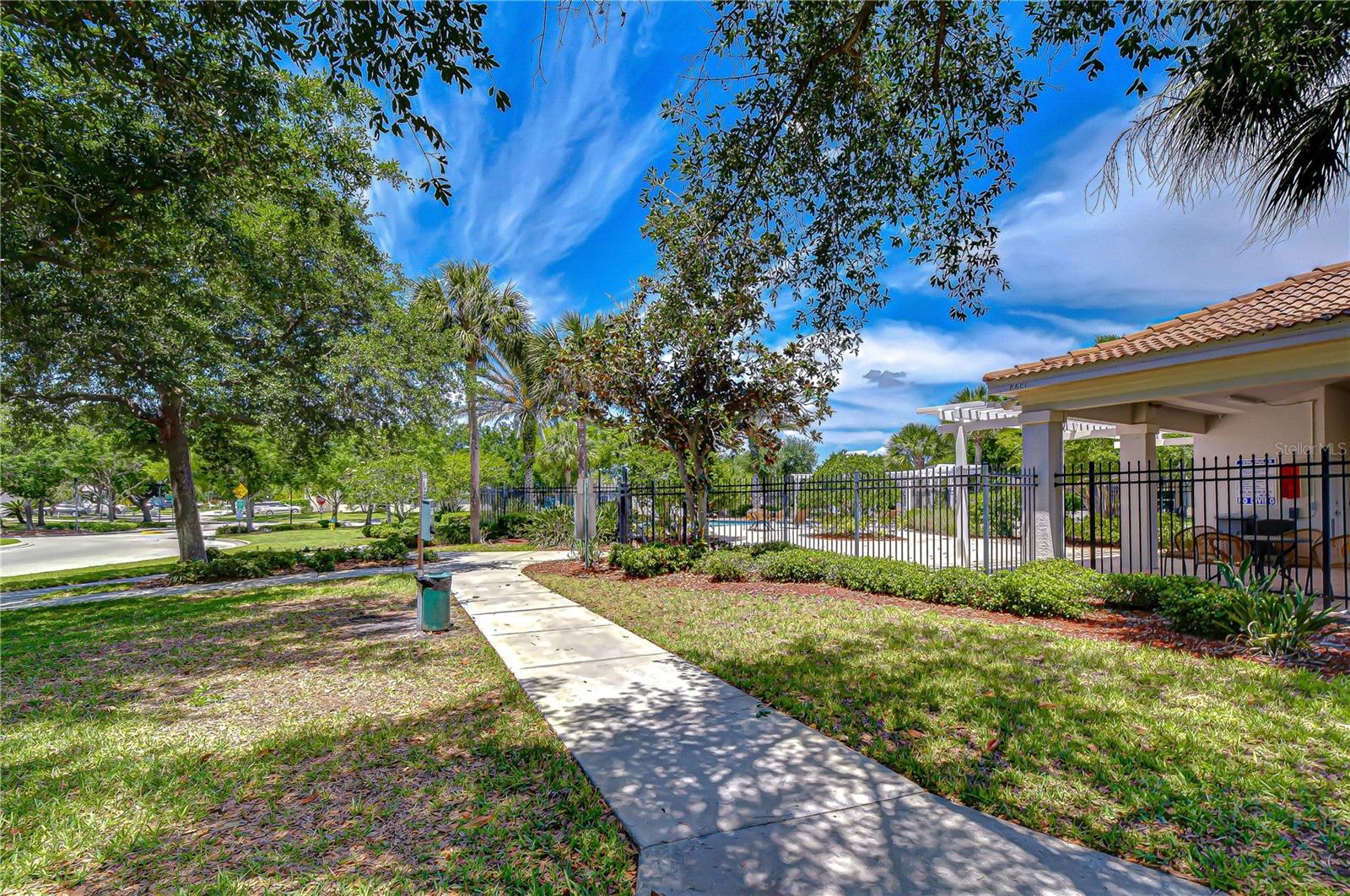 12473 COUNTRY WHITE CIR