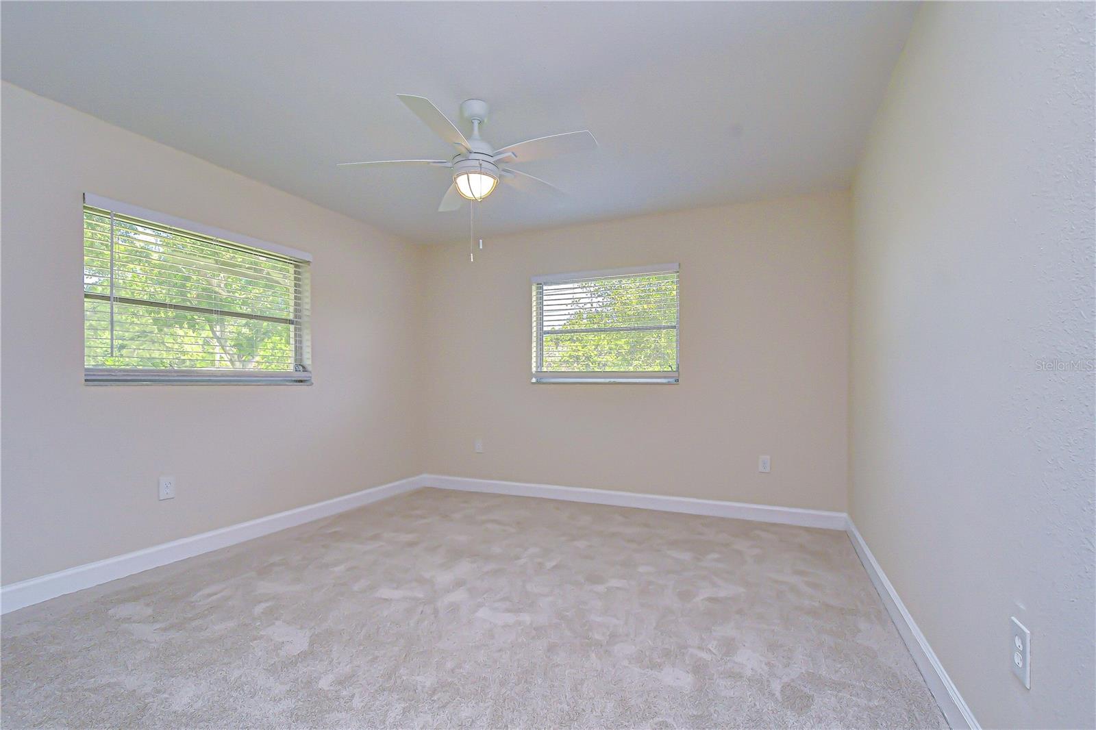2167 LAKEVIEW RD