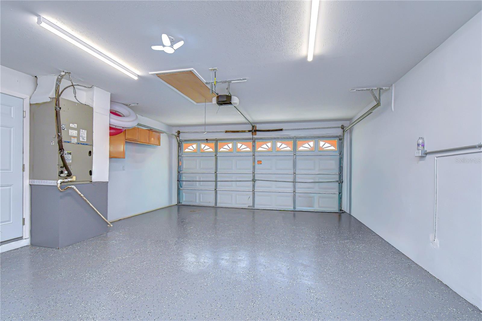 2167 LAKEVIEW RD