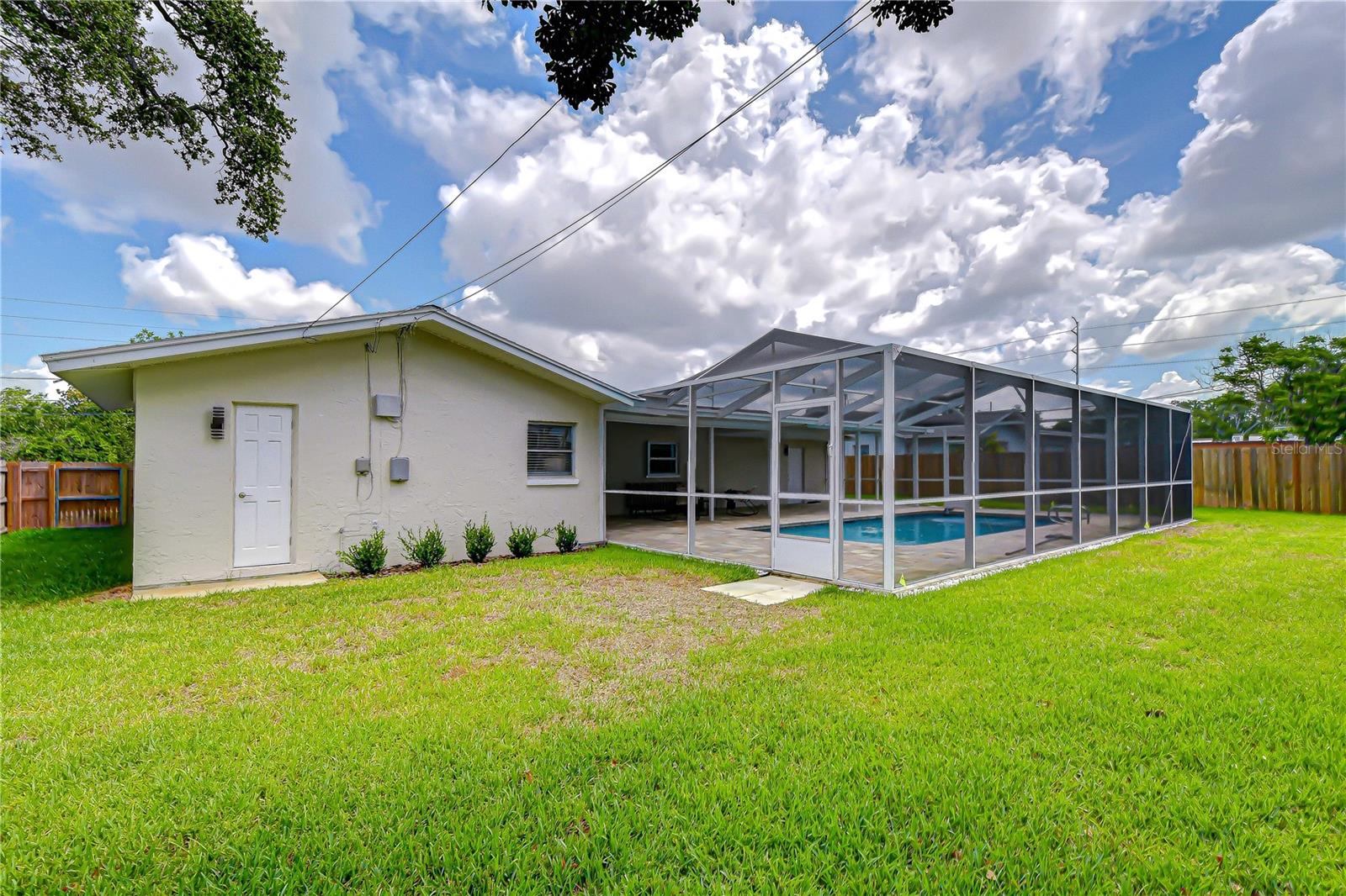 2167 LAKEVIEW RD