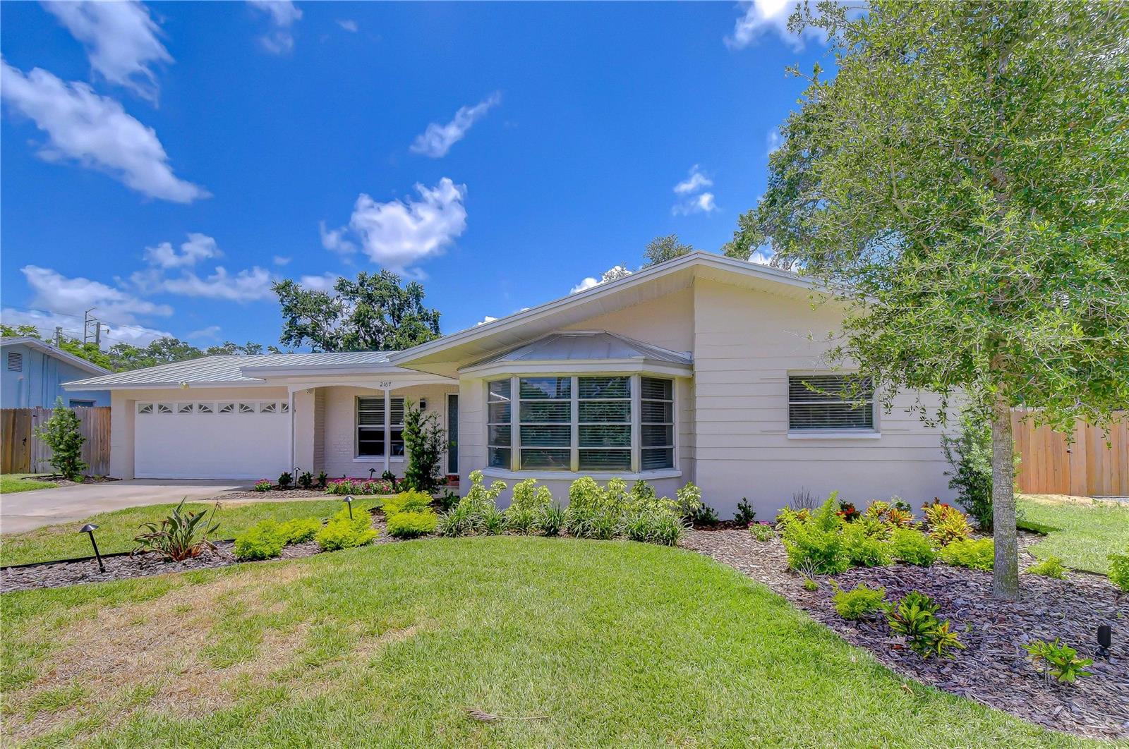 2167 LAKEVIEW RD