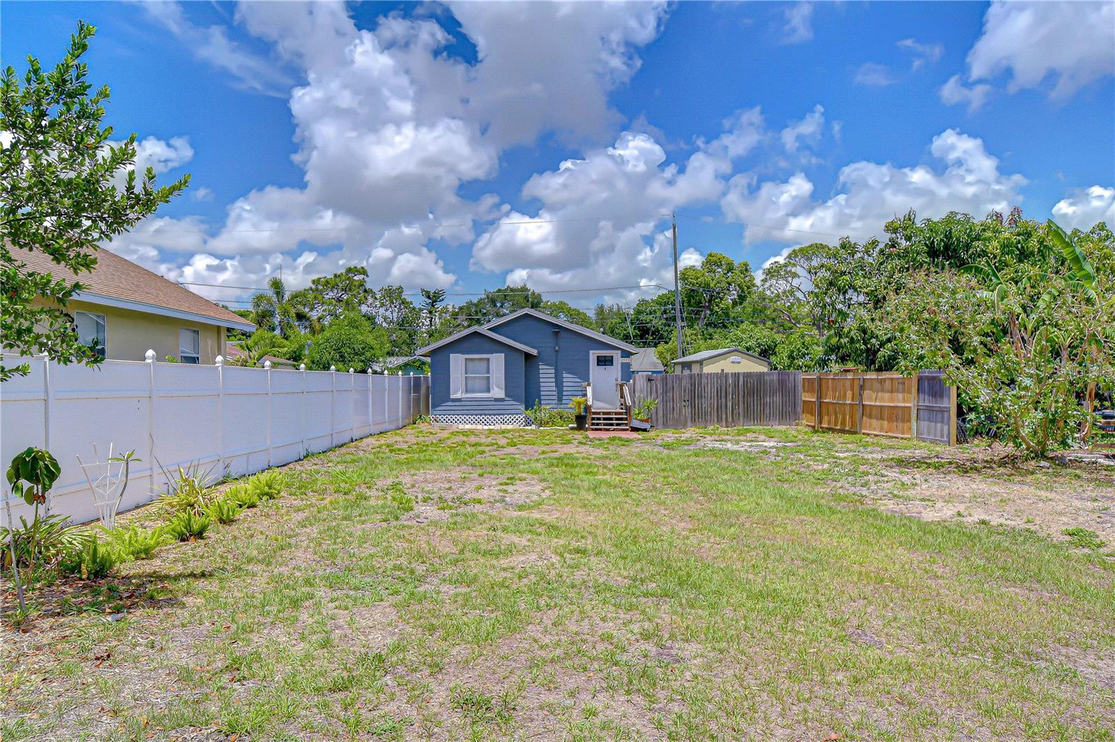 2933 56TH AVE N