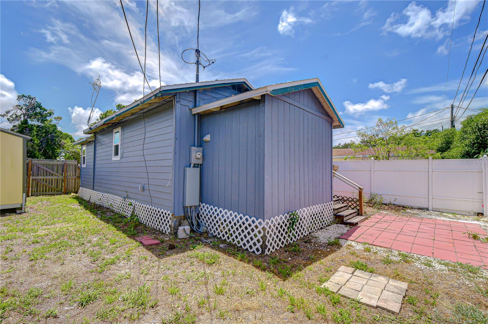 2933 56TH AVE N