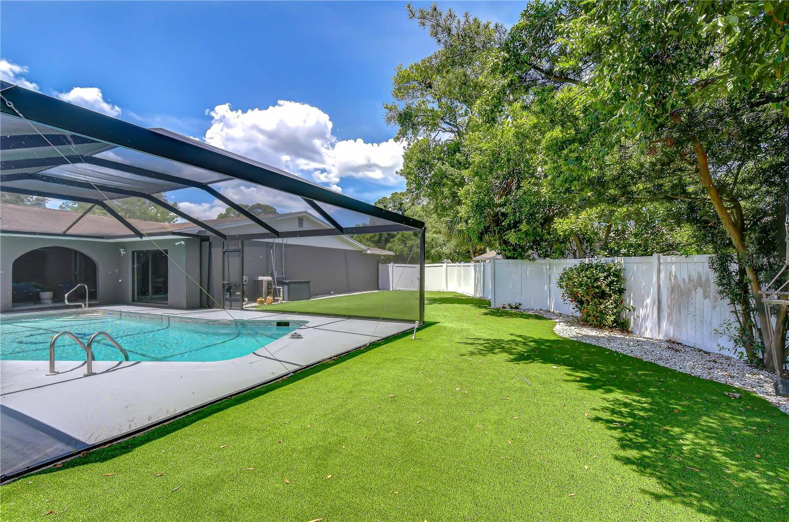 1291 RALEIGH CT