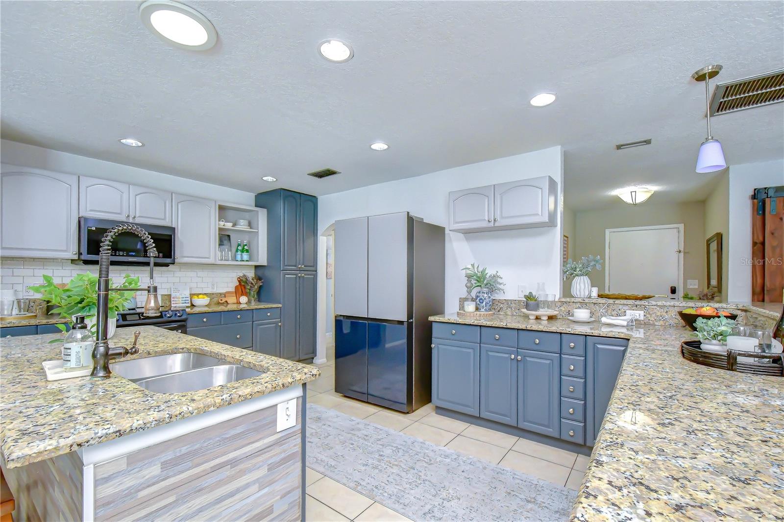 1291 RALEIGH CT