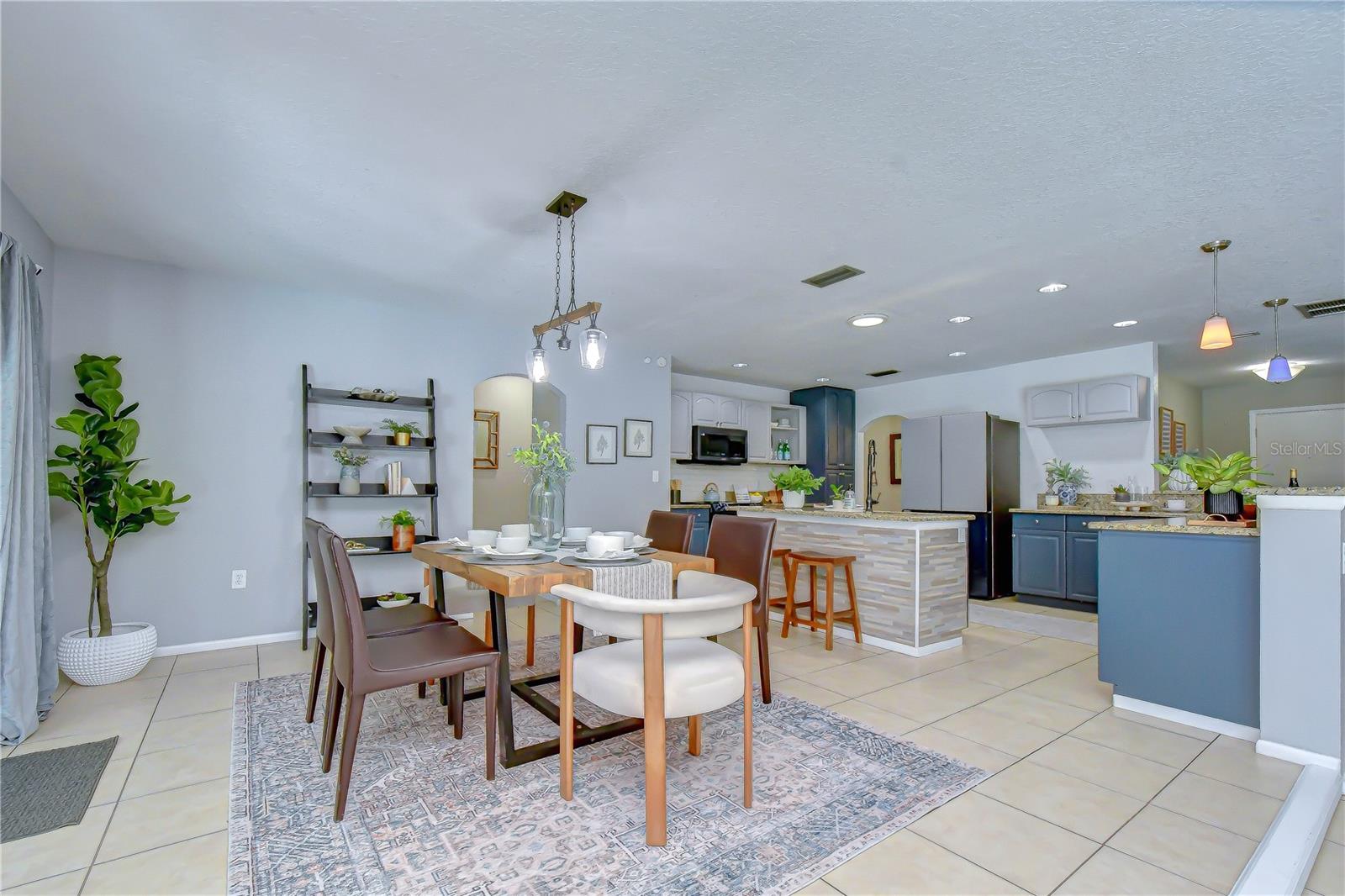 1291 RALEIGH CT