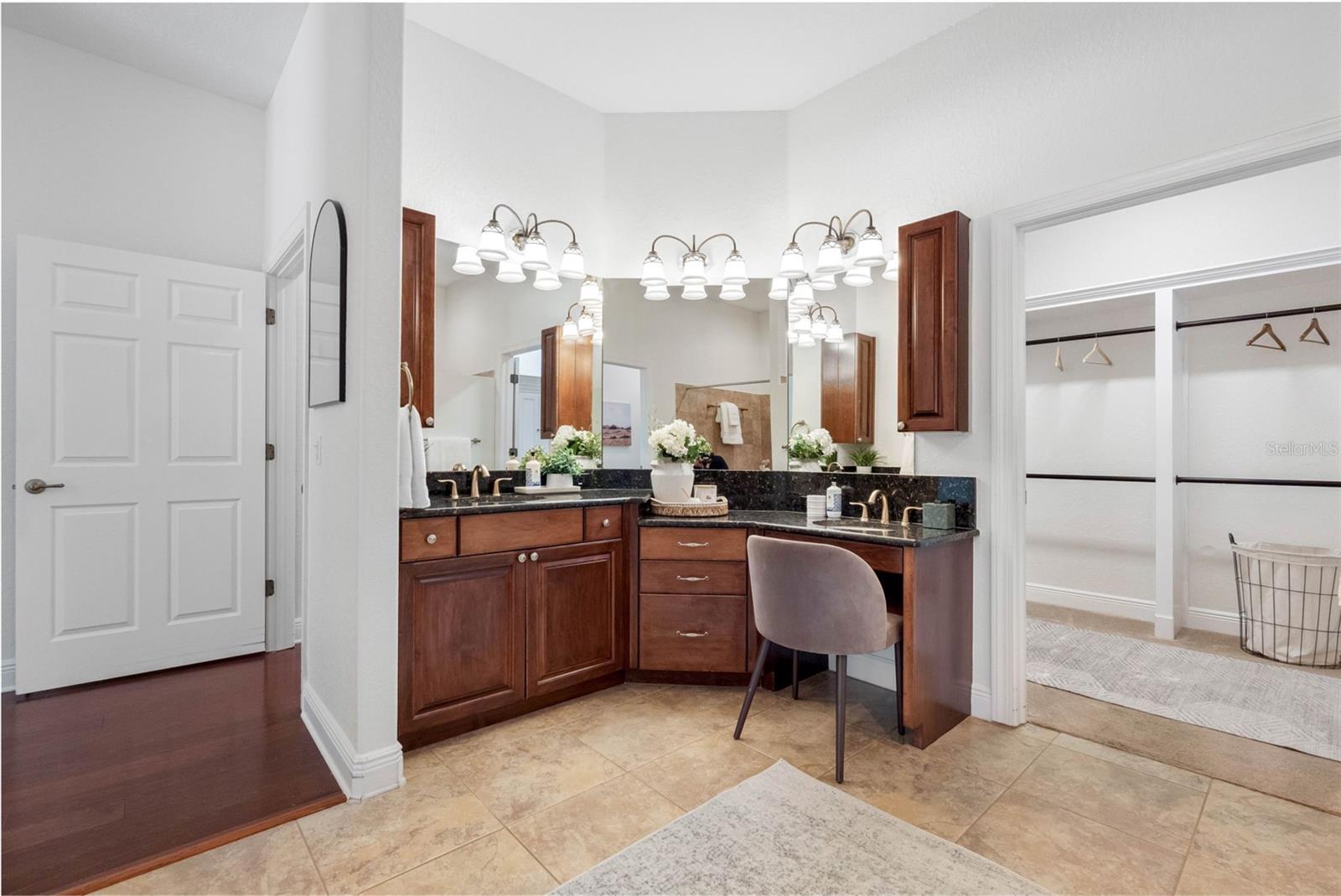 2103 CARROLL LANDING DR