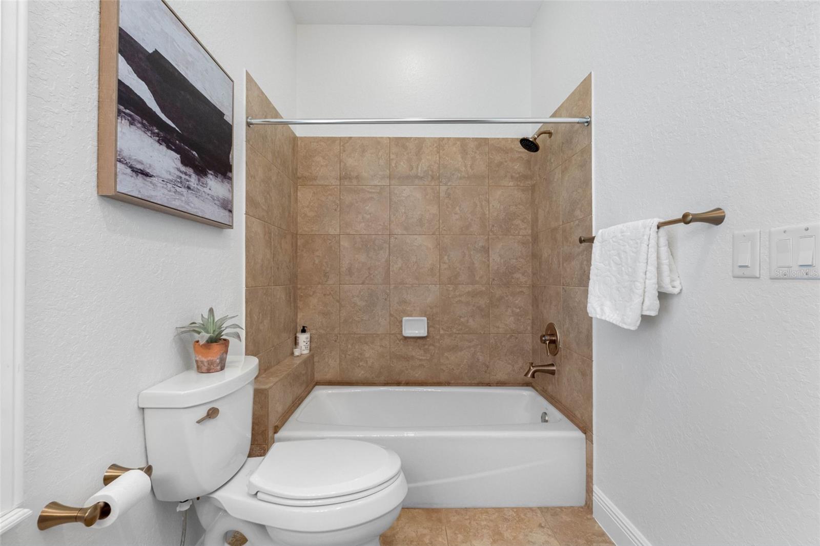 2103 CARROLL LANDING DR