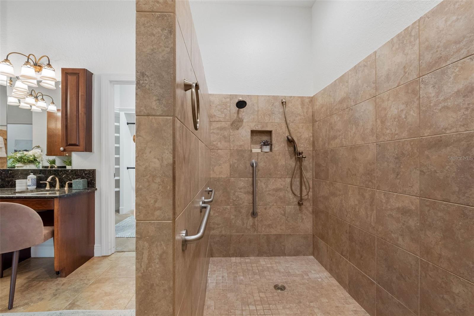 2103 CARROLL LANDING DR