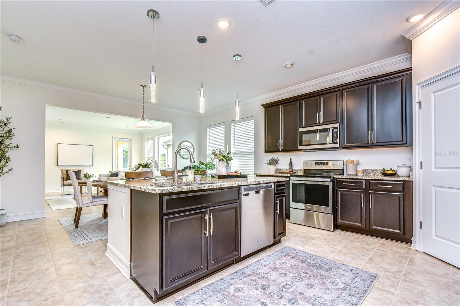 4749 ROLLING GREEN DR
