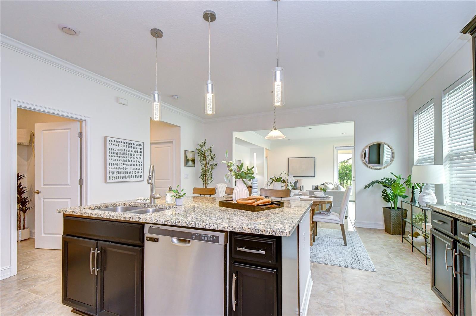 4749 ROLLING GREEN DR