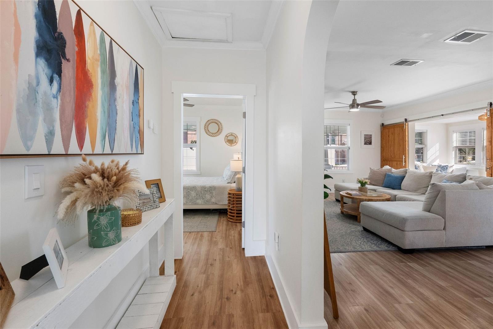 210 W EUCLID AVE