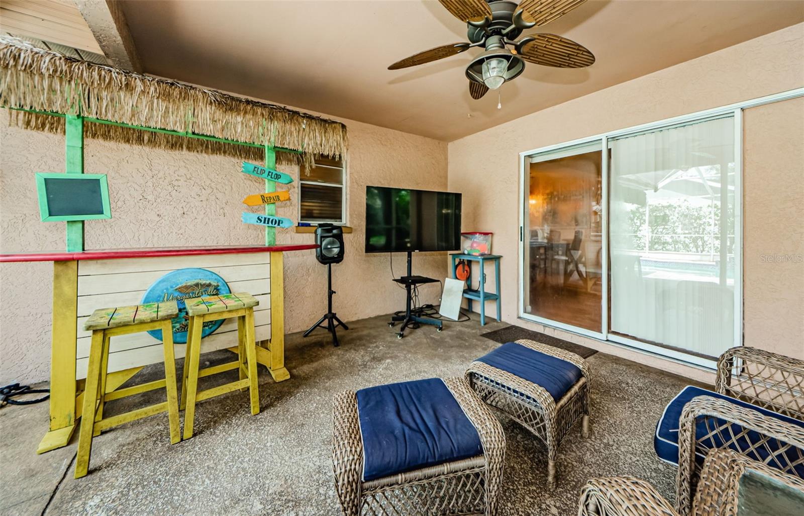 1004 ROSETREE LN