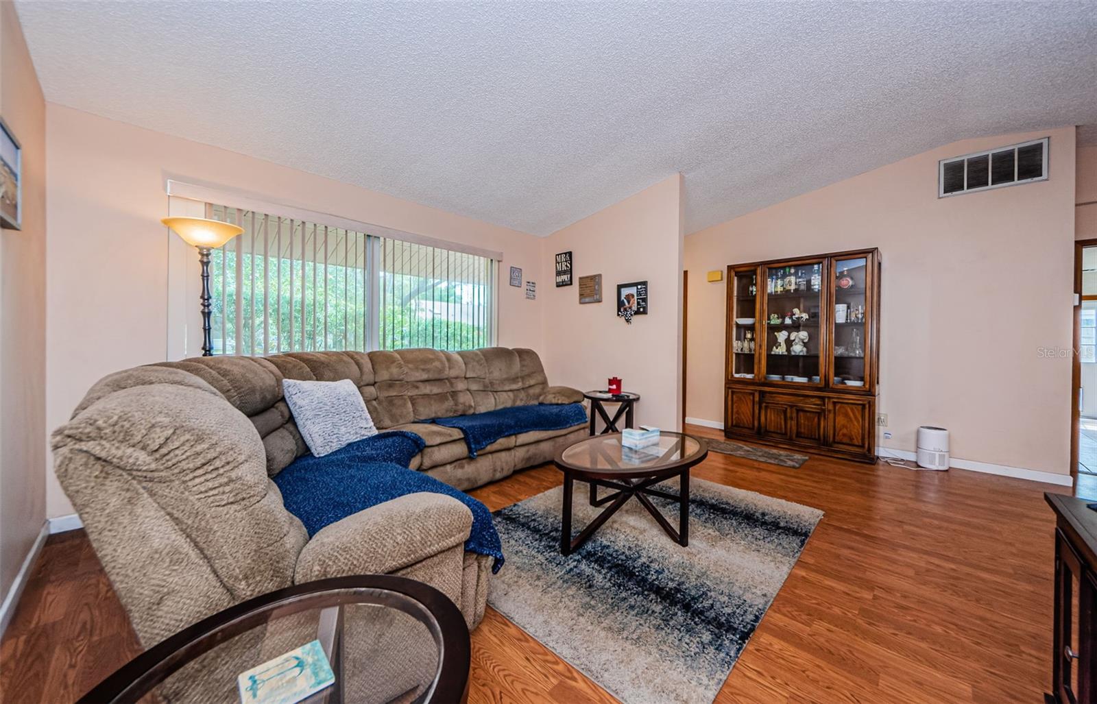 1004 ROSETREE LN