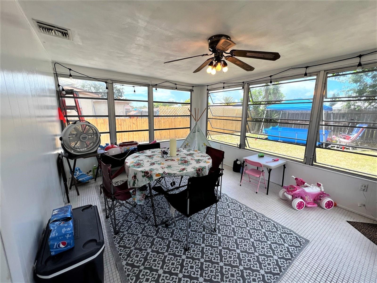 7341 BRENTWOOD DR