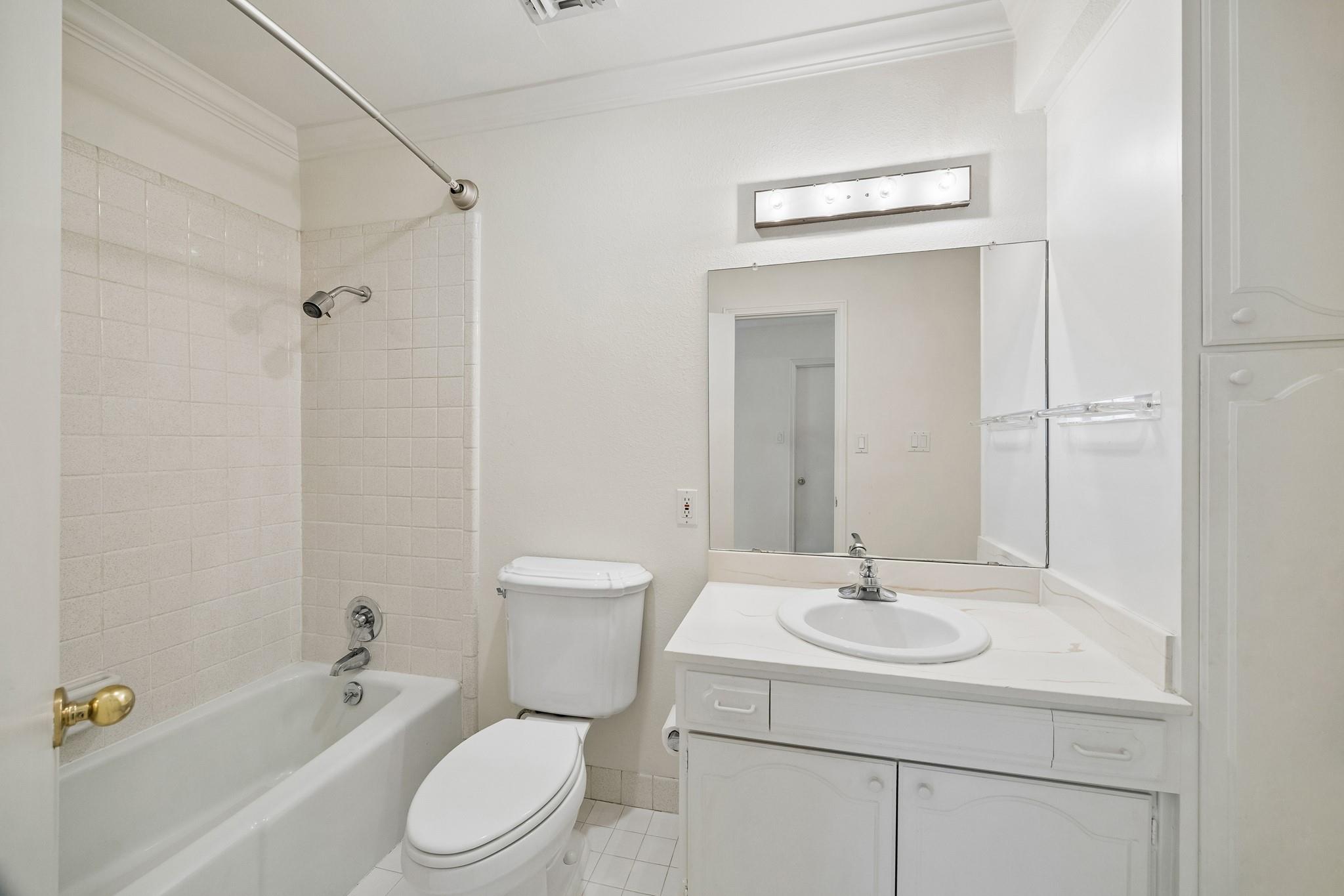 399 N Post Oak Lane # 399