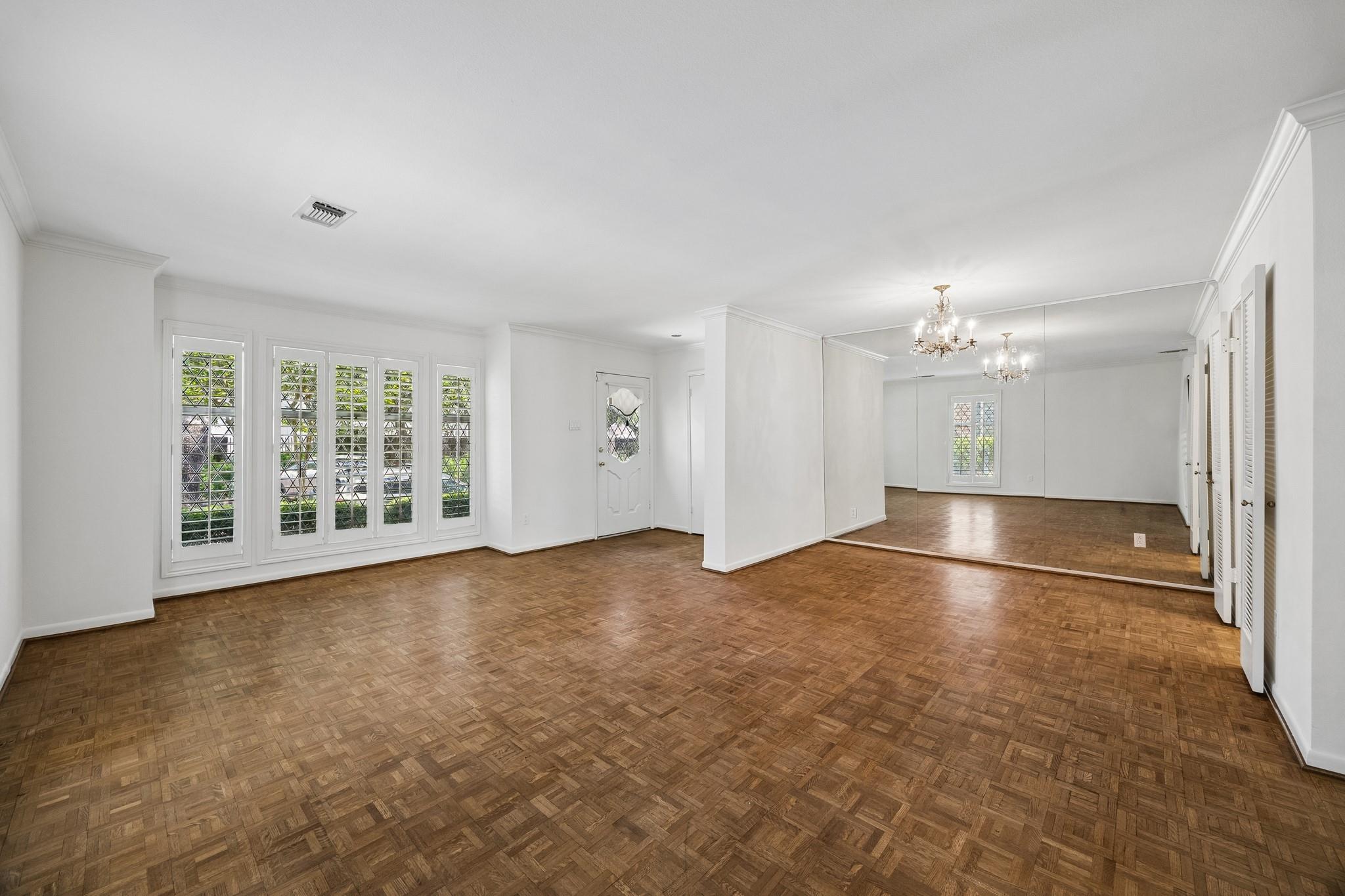 399 N Post Oak Lane # 399