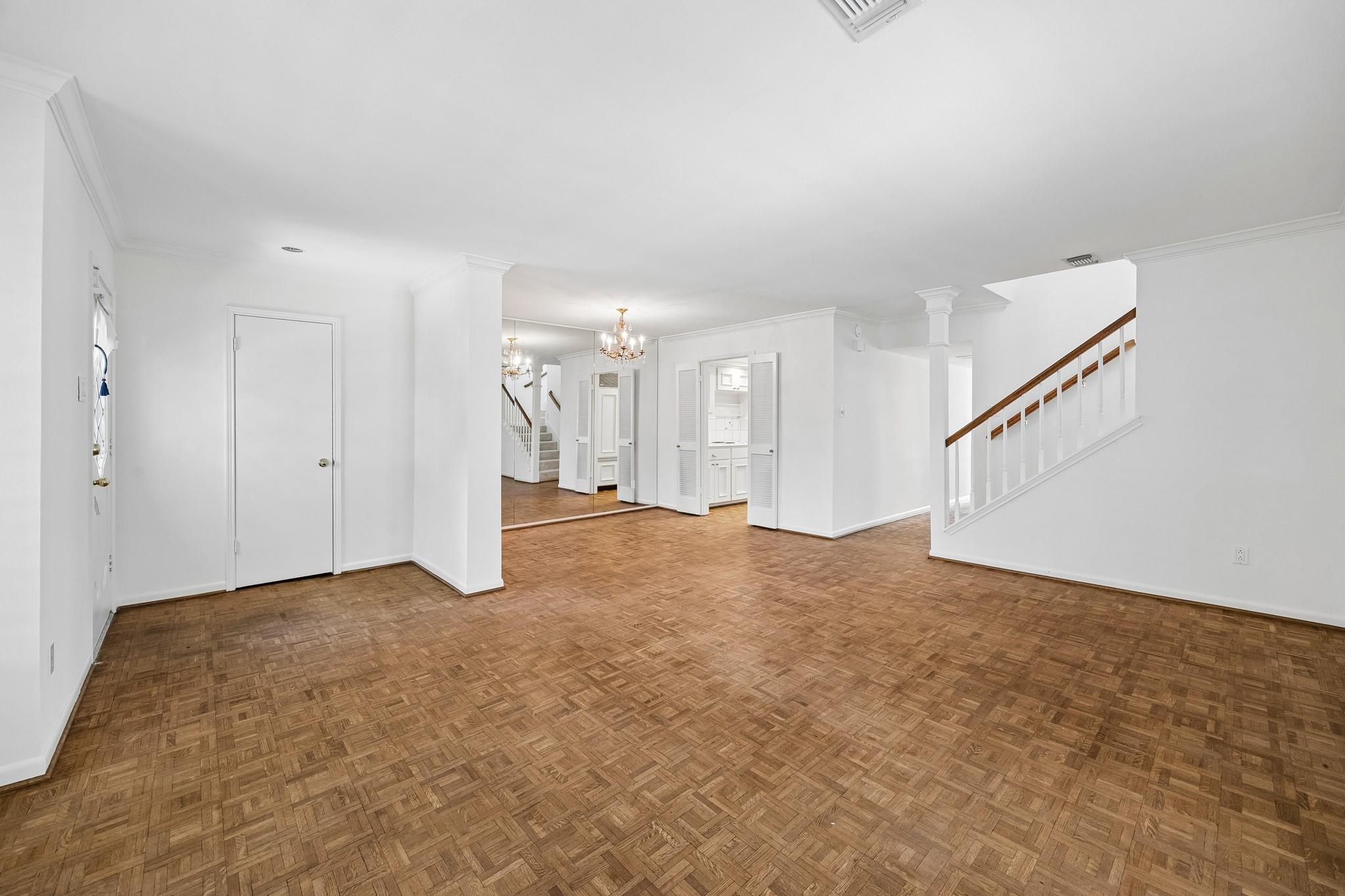 399 N Post Oak Lane # 399