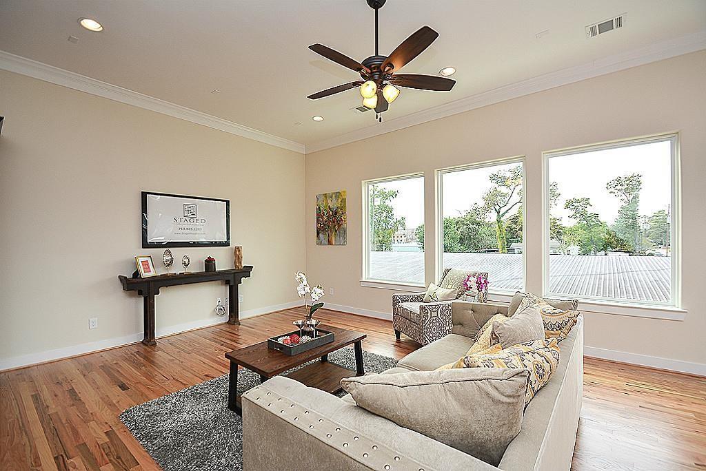 1548 W 23rd Street