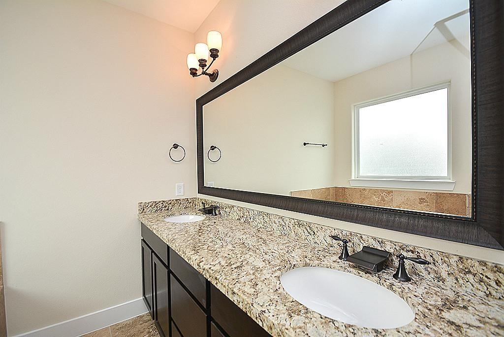 1548 W 23rd Street