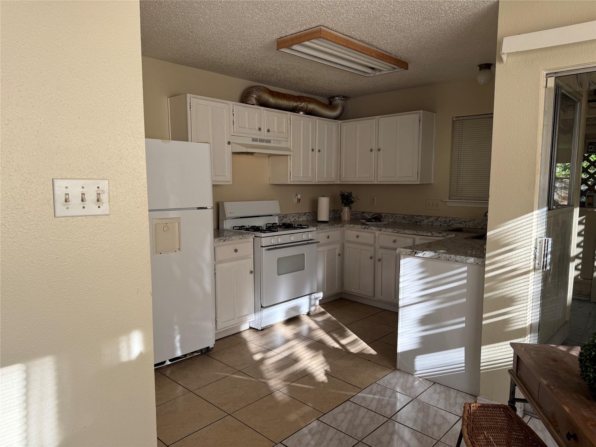 2039 Greencourt Drive