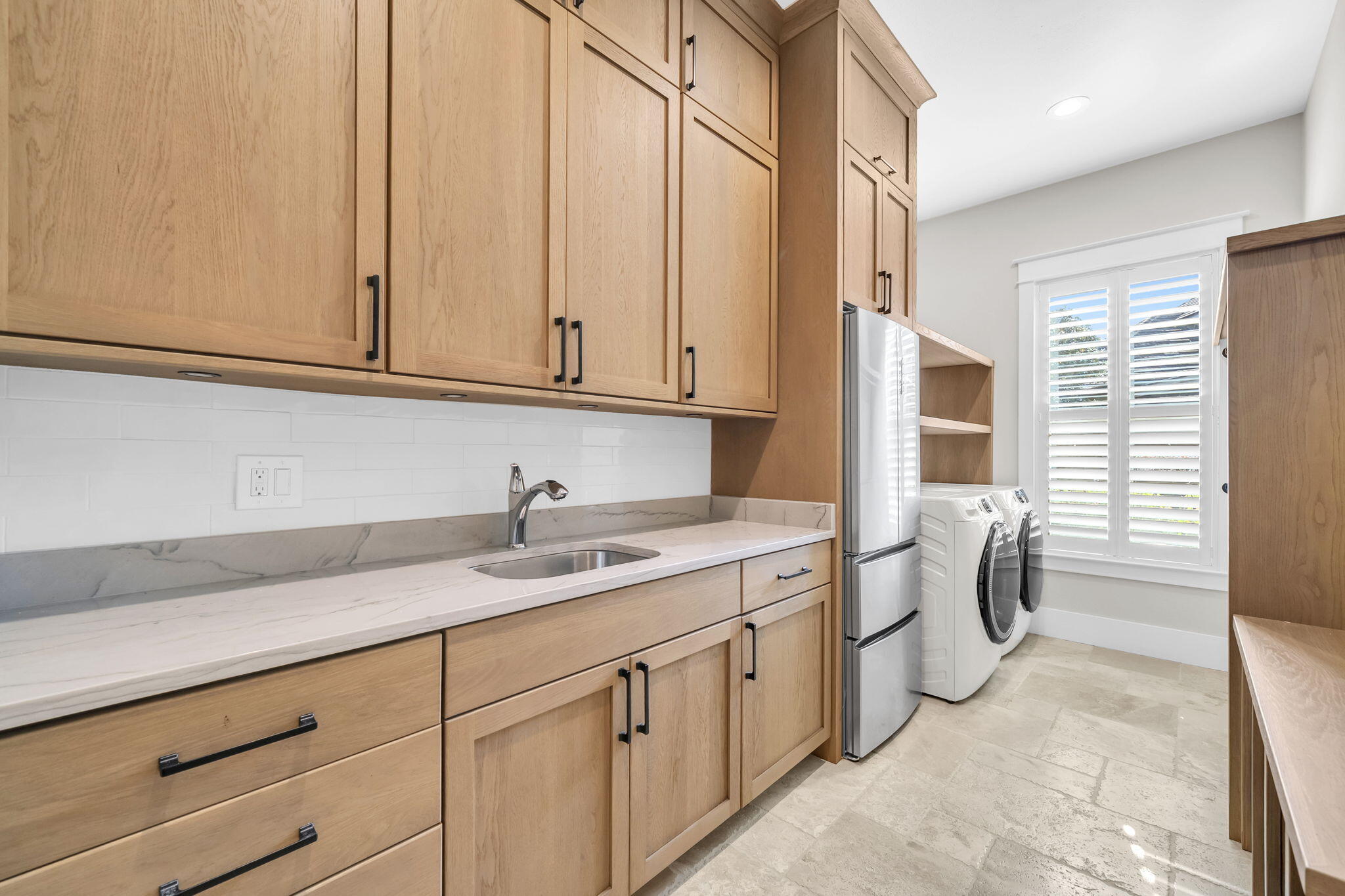 1530 W Island Green Lane