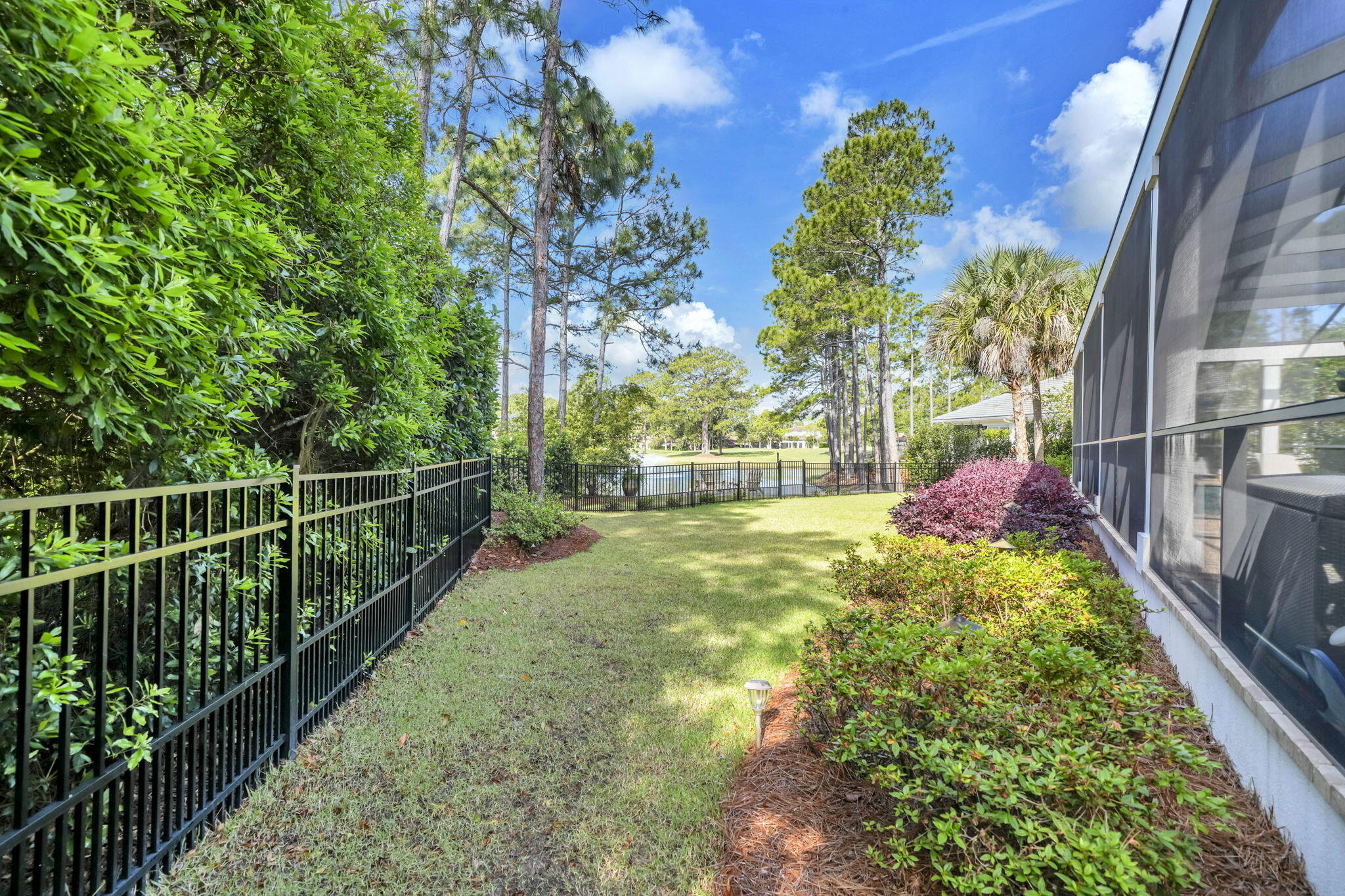 1530 W Island Green Lane