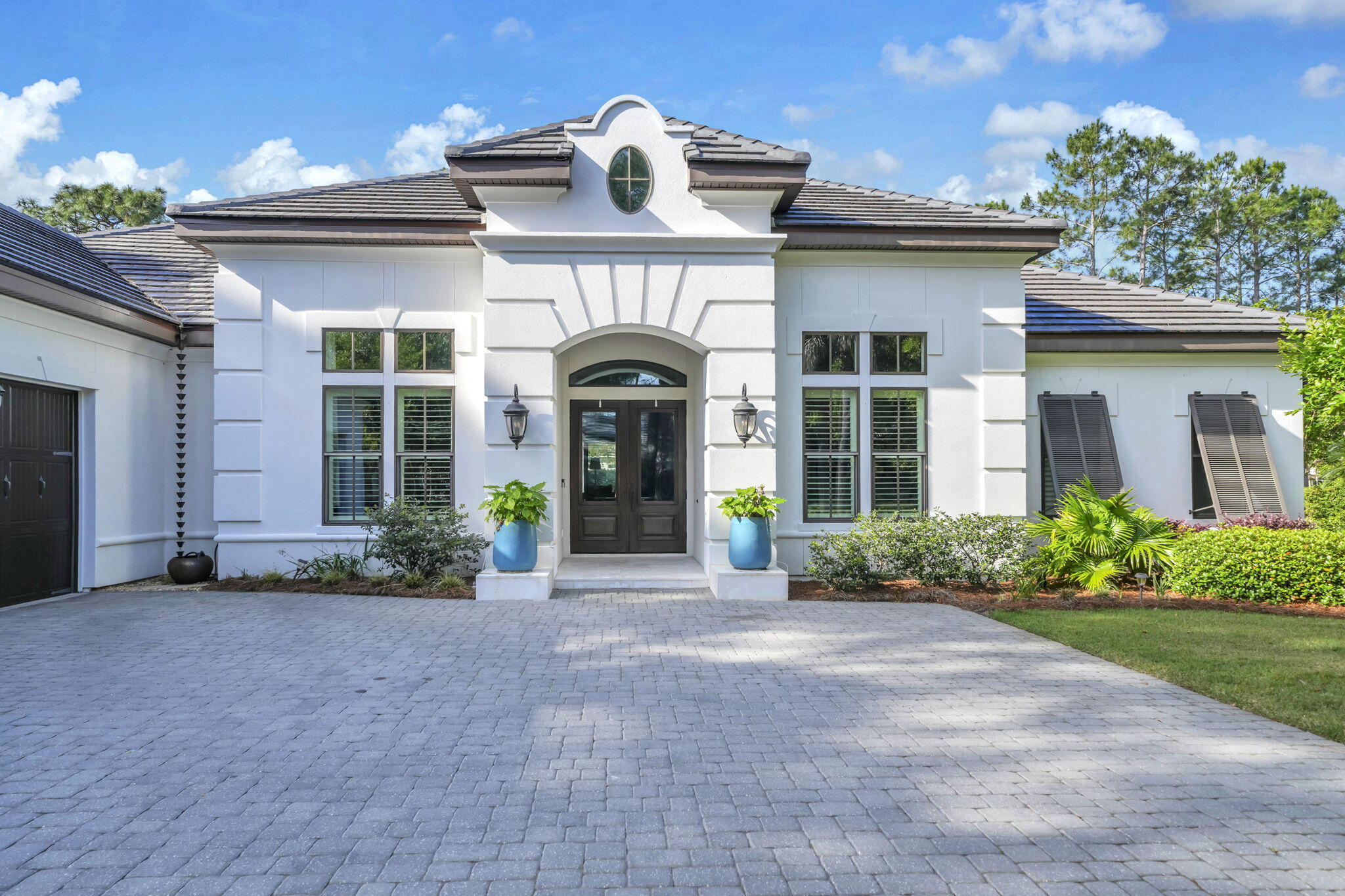 1530 W Island Green Lane