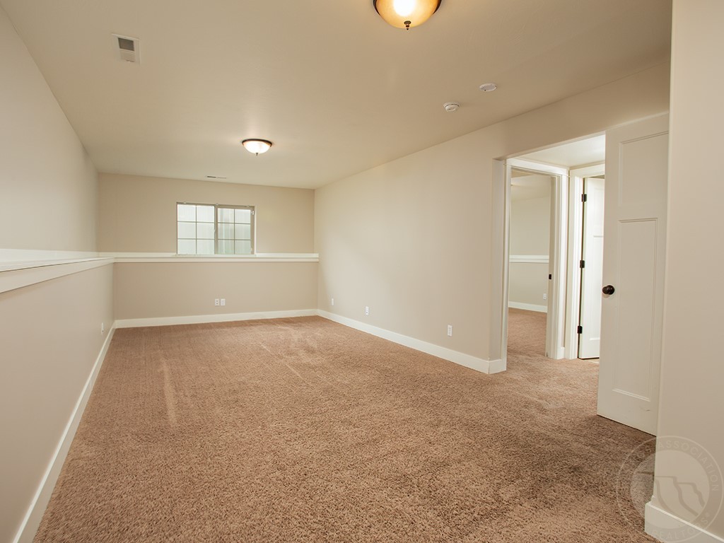 1325 Blackberry Way