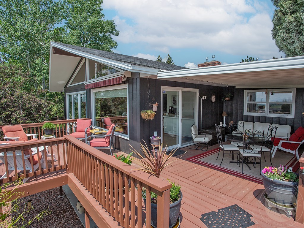 4748 Rimrock Rd