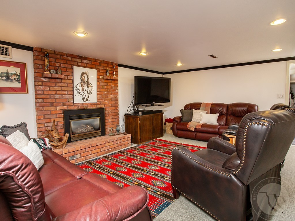 4748 Rimrock Rd