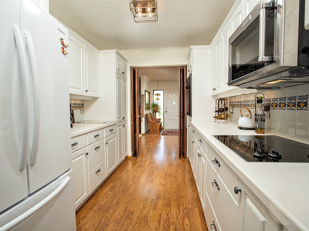 4748 Rimrock Rd