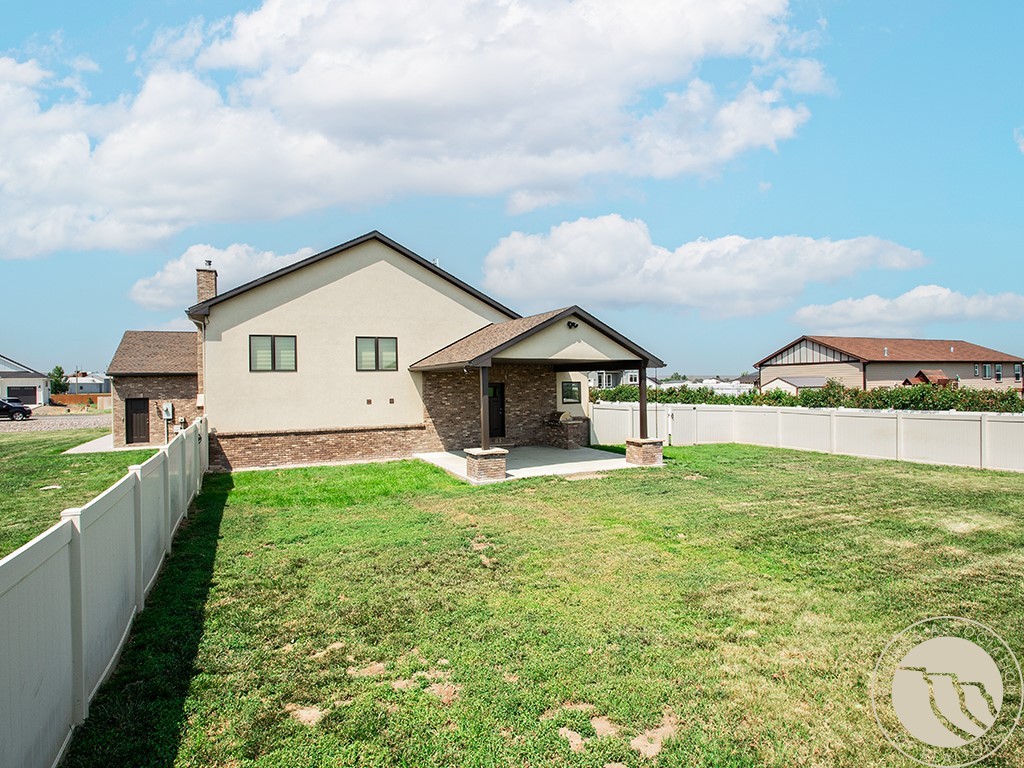 2520 Hummingbird Way