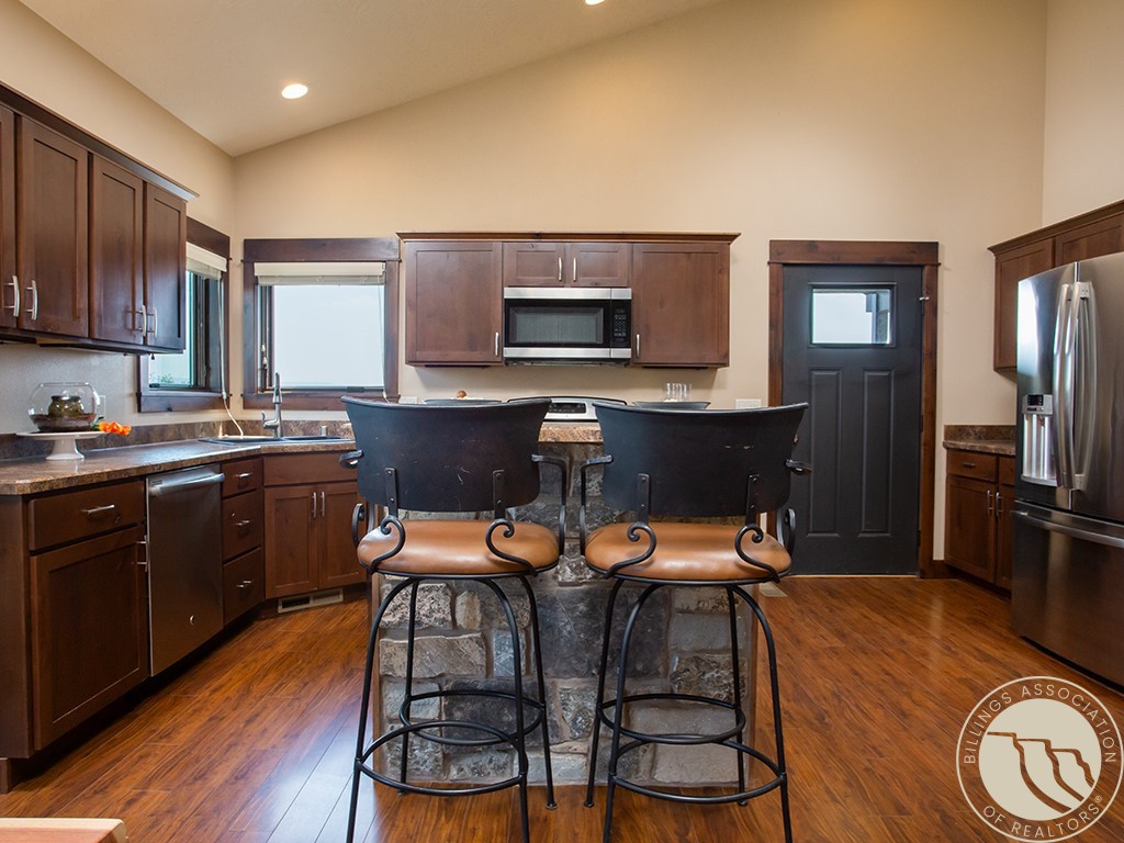 2520 Hummingbird Way