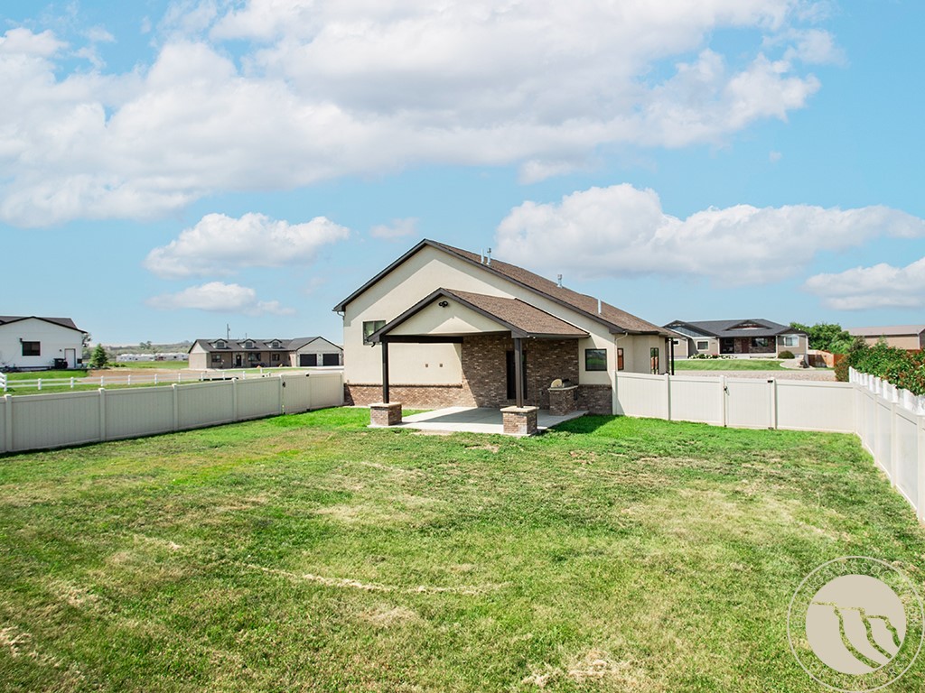2520 Hummingbird Way