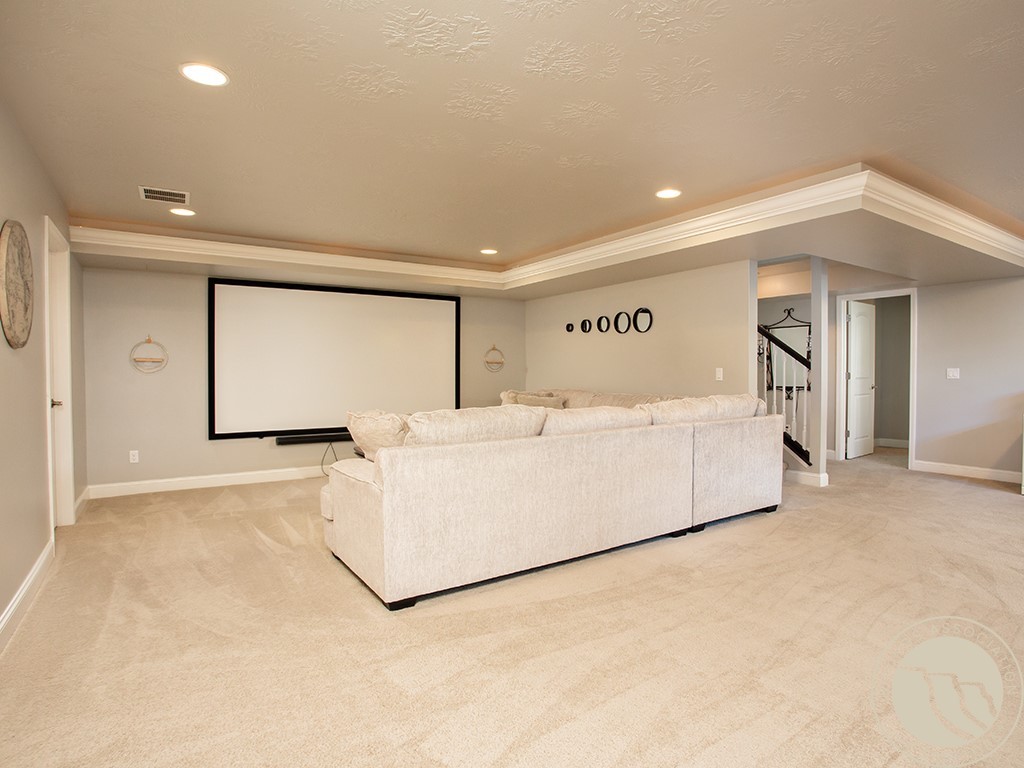 3212 Peregrine Lane