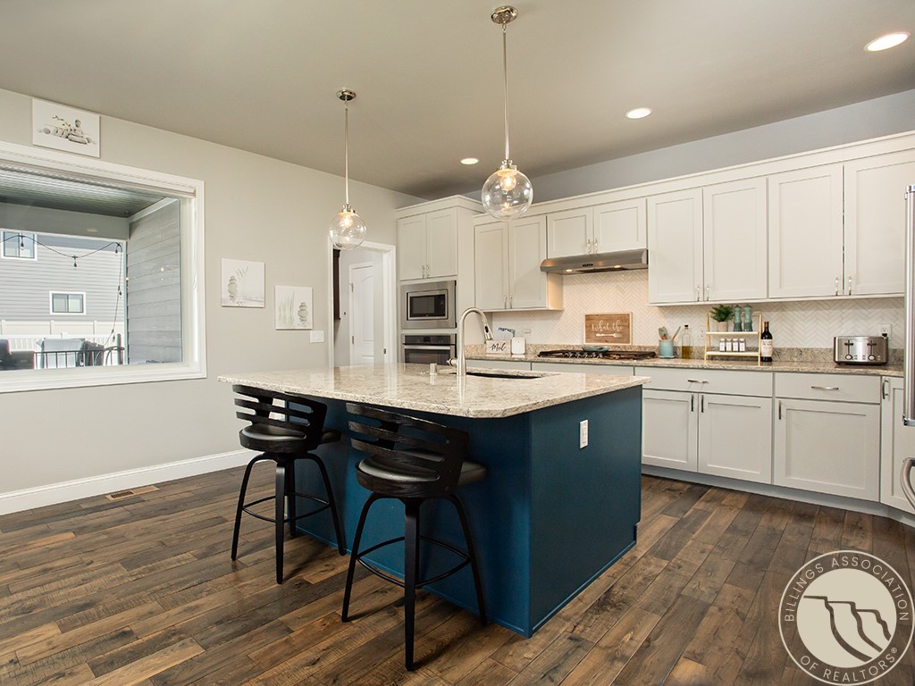3212 Peregrine Lane