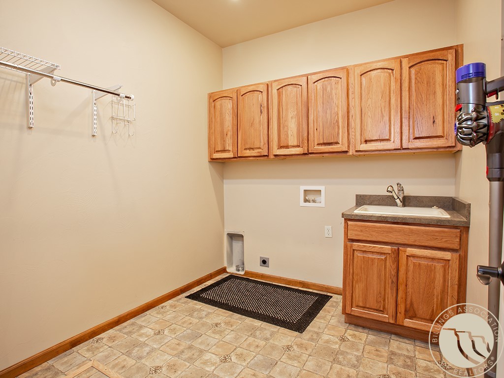4231 Julaura Ln