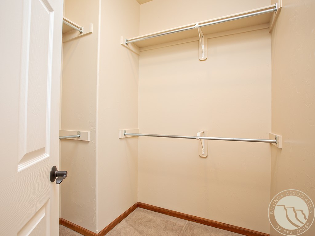 4231 Julaura Ln